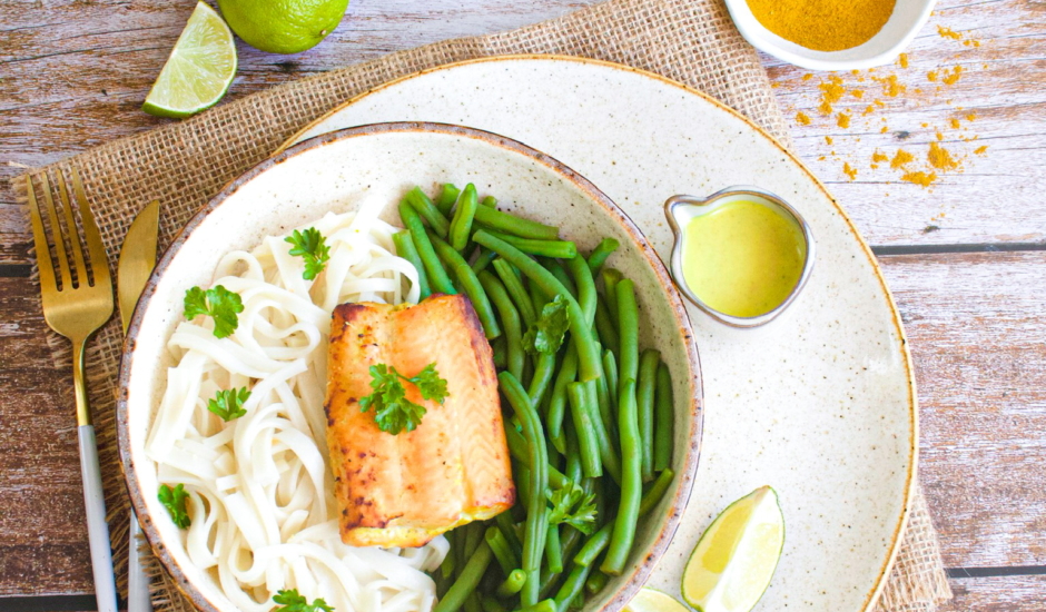 Broiled Wild Alaska Salmon with Coconut Curry Rice Noodles and Green Beans 1