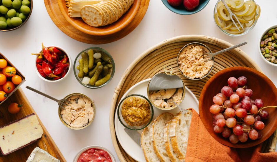 Sea-Cute-Rie Board with Tinned Alaska Salmon