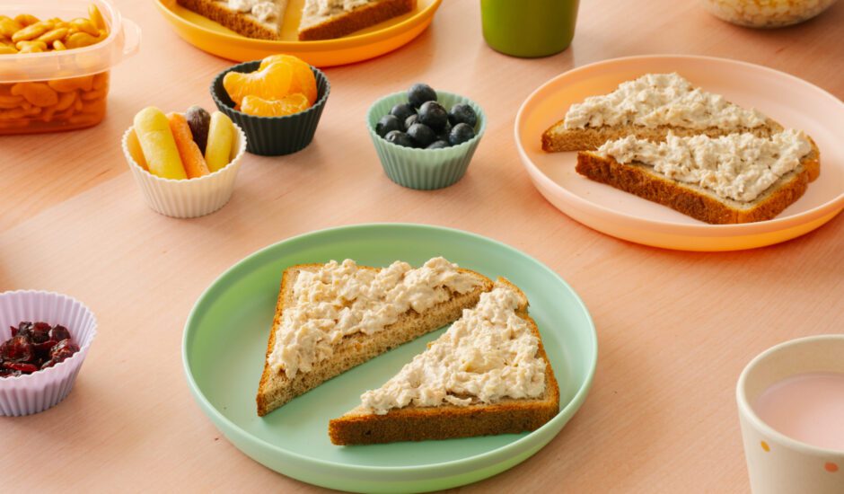 Open-faced Salmon Salad Sammies